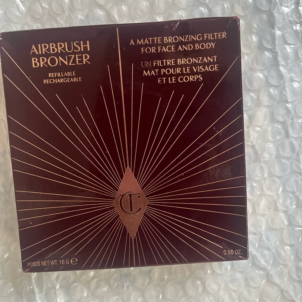 Charlotte Tilbury Fair/Pale Bronzer